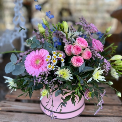 Mums garden hatbox