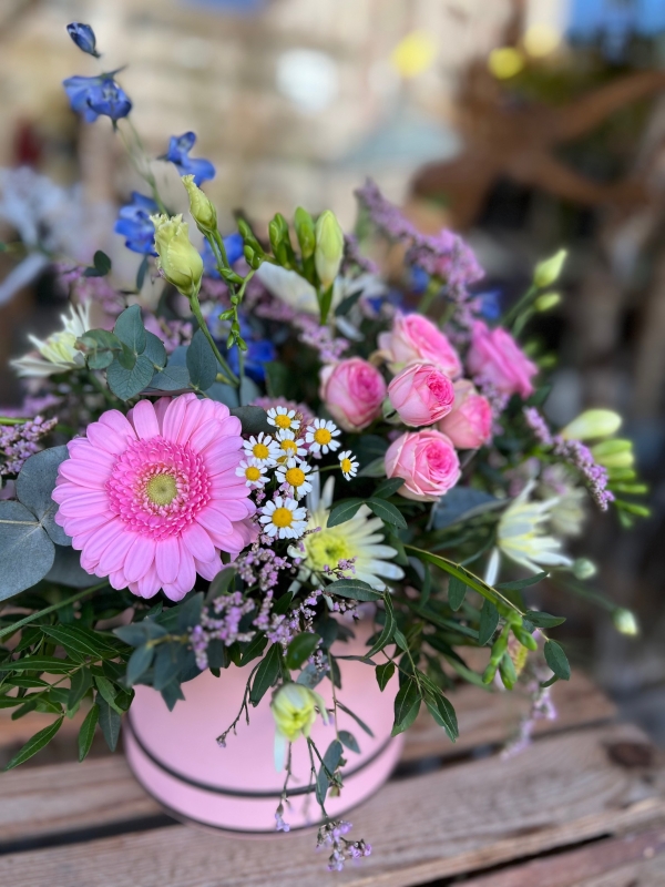 Mums garden hatbox