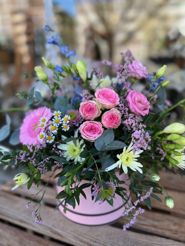 Mums garden hatbox